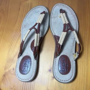 b.o.c Born Concept Womens 8 Cushion Insole Flat Thong Sandals brown tan metallic